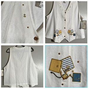 Vintage / VEST- Vintage POPOVITVH & Company.
Size L, Medium white color
Nautical
